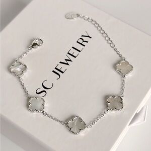 Petite Clover Bracelet Mother of Pearl & Real Zircon Double Sided